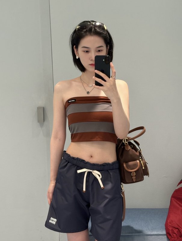 미우미우 네이론 반바지 001-232382