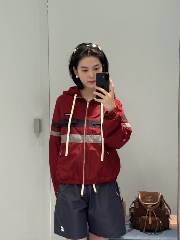 미우미우 여름 네이비 나일론 쇼츠 001-232398