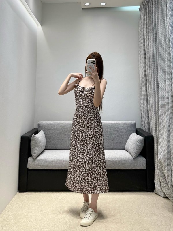 미우미우 브라운 플라워 패턴 슬림 원피스 001-232488