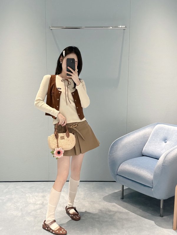 미우미우 스타일 카멜 브라운 플리츠 스커트 001-232520