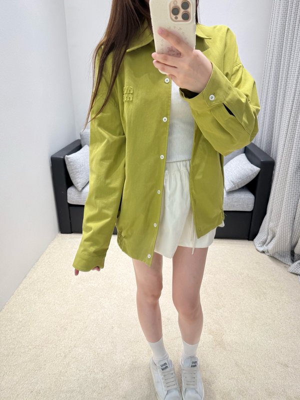 라이트 블루 칼라 지퍼 자켓 아우터 001-232563