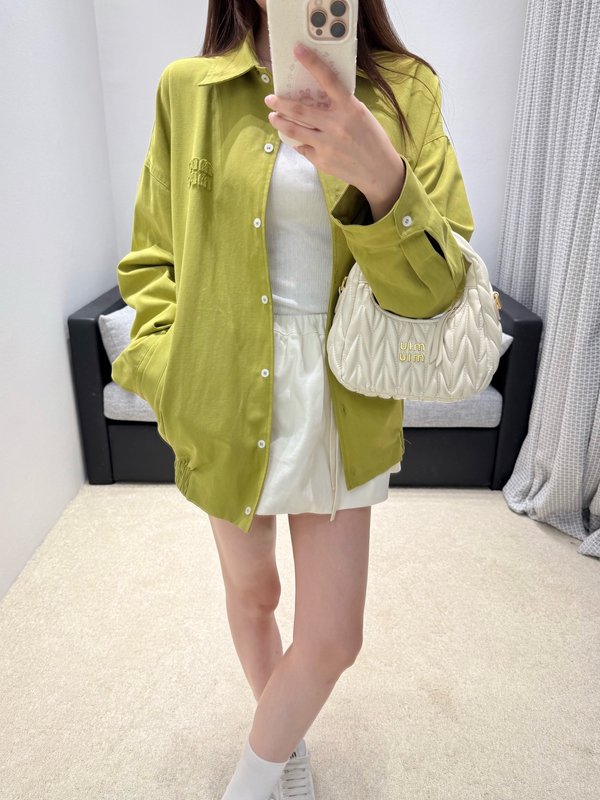 라이트 블루 칼라 지퍼 자켓 아우터 001-232563
