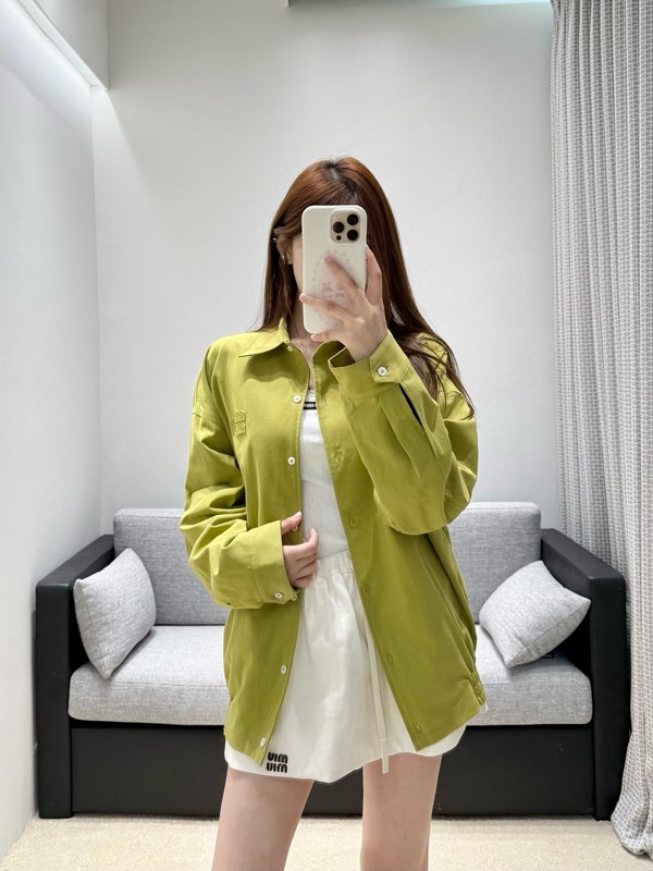 라이트 블루 칼라 지퍼 자켓 아우터 001-232563