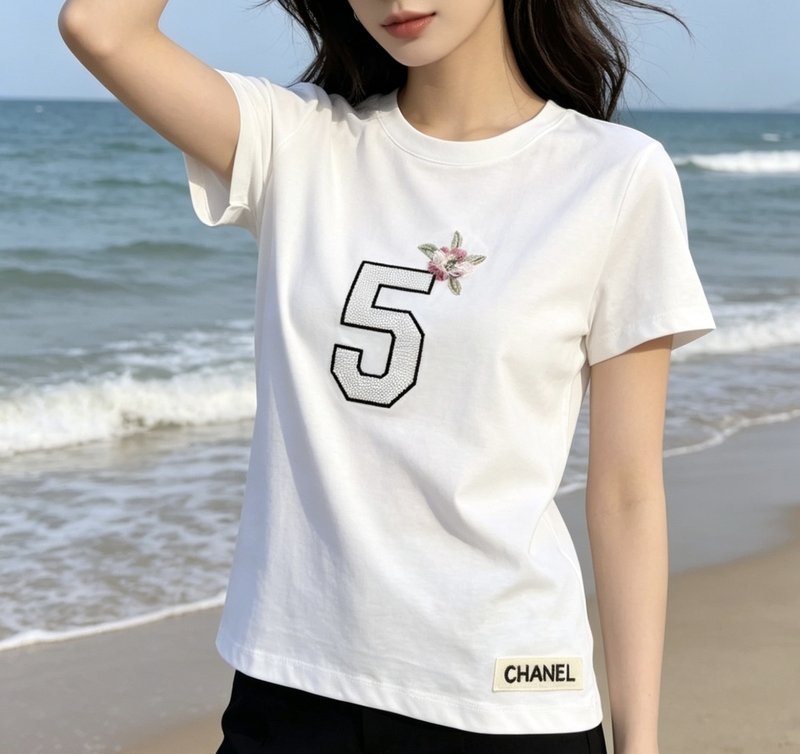 샤넬 로고 자수 티셔츠 001-232688