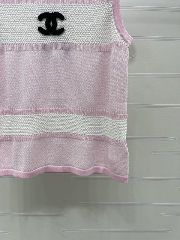 샤넬 라운드넥 스트라이프 니트 숏 베스트 001-232694