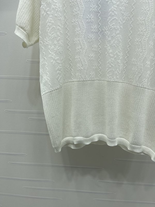샤넬 라운드넥 오픈워크 니트 반팔 001-232847