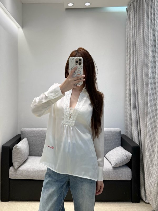 샤넬 새틴 레이스 자수 셔츠 001-232966