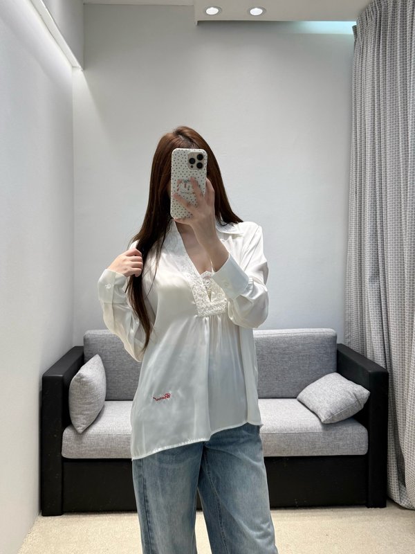 샤넬 새틴 레이스 자수 셔츠 001-232966