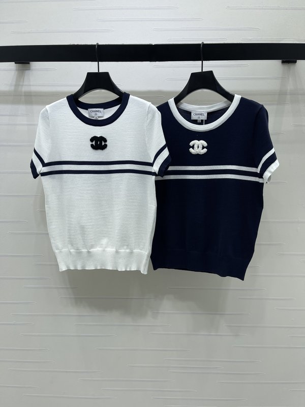 샤넬 봄여름 더블 C 라운드넥 반팔 니트 001-233019