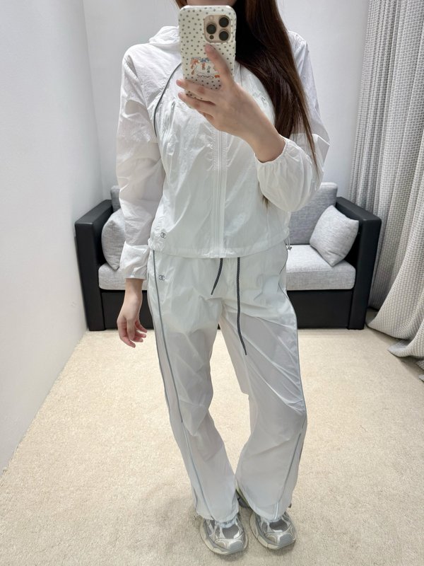 샤넬 봄여름 자외선 차단 후드 재킷 와이드 팬츠 세트 001-233069