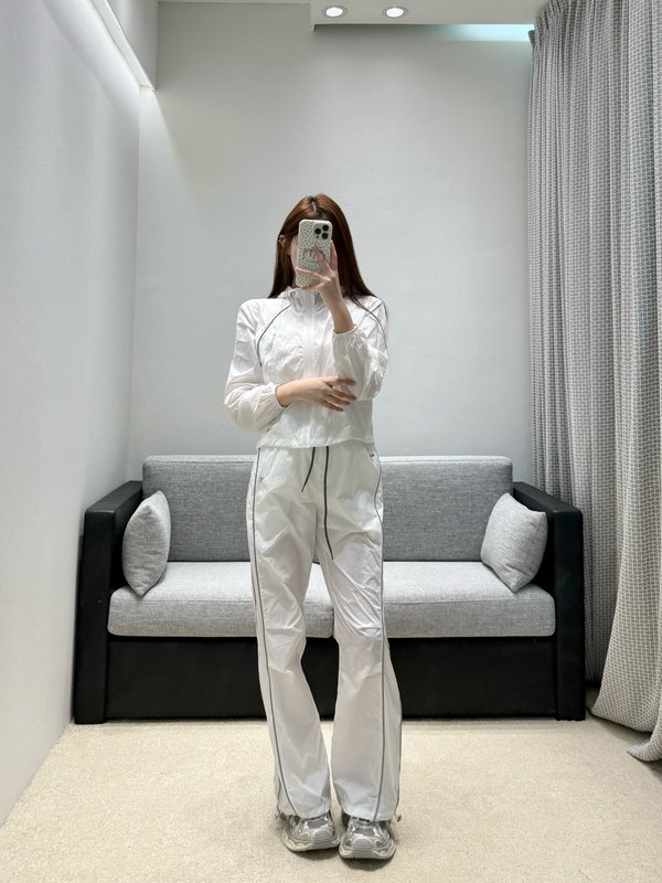샤넬 봄여름 자외선 차단 후드 재킷 와이드 팬츠 세트 001-233069
