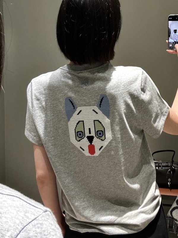 루이뱅 고양이 자수 그레이 반팔 티셔츠 001-233167