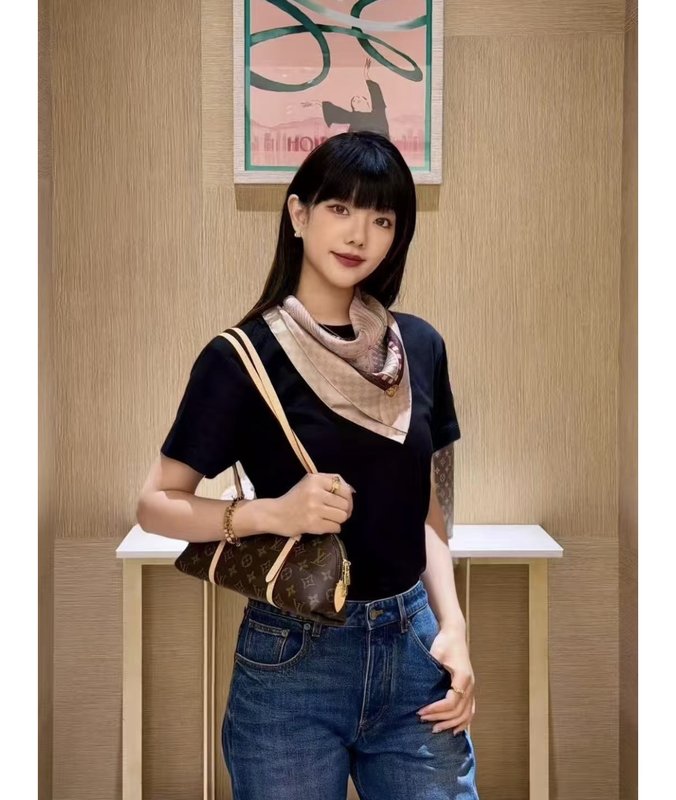 루이비통 스카프 프린트 면 드레스 001-233174