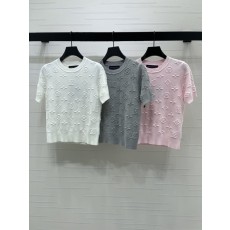루이비통 엠블럼 라운드 니트 반팔 티셔츠 001-233206