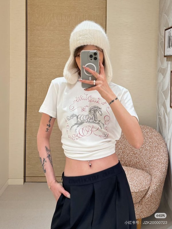 루이비통 말의 해 한정판 프린트 라운드넥 반팔 티셔츠 001-233242