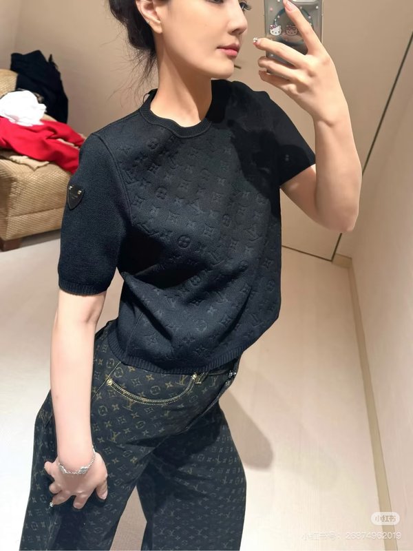 루이비통 봄여름 자카드 반팔 티셔츠 001-233262