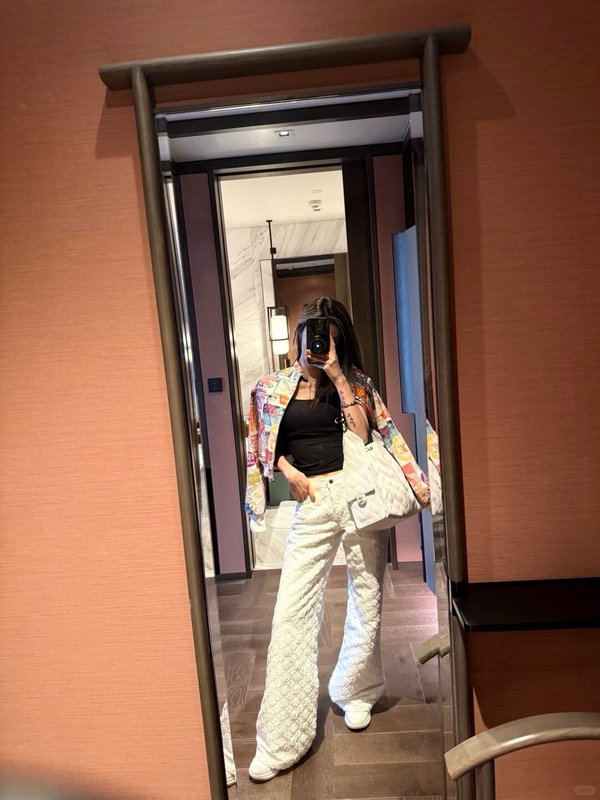 루이비통 모노그램 자수 데님 롱팬츠 001-233286