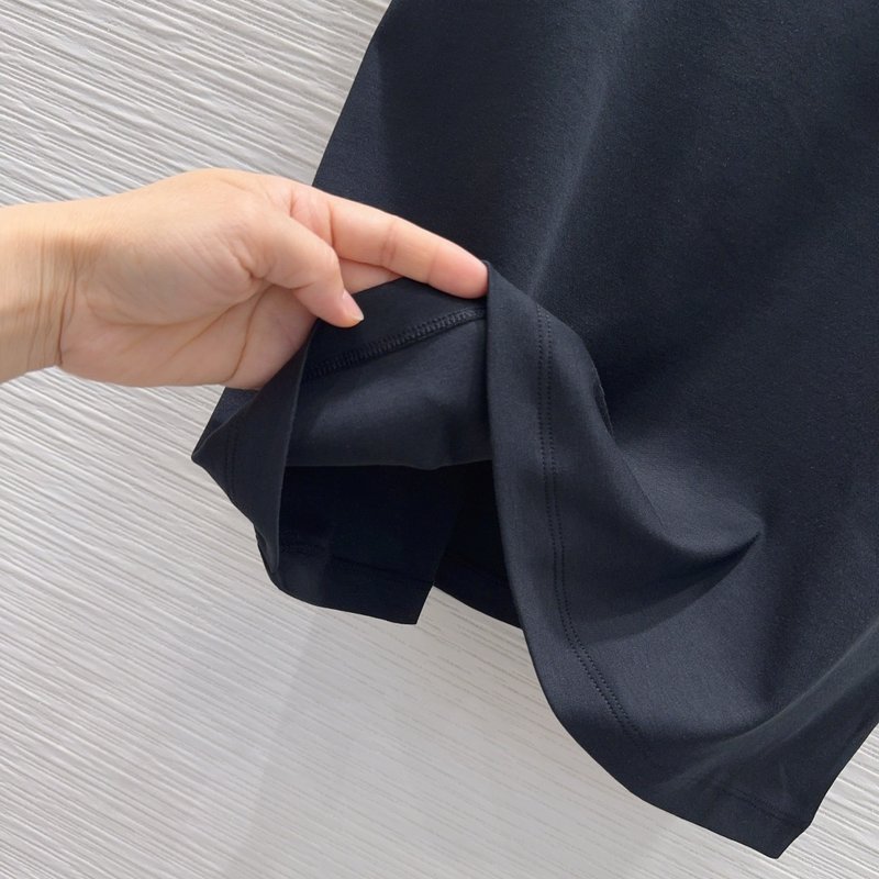 루이비통 뉴 심플 레터 프린트 반팔 티셔츠 001-233318