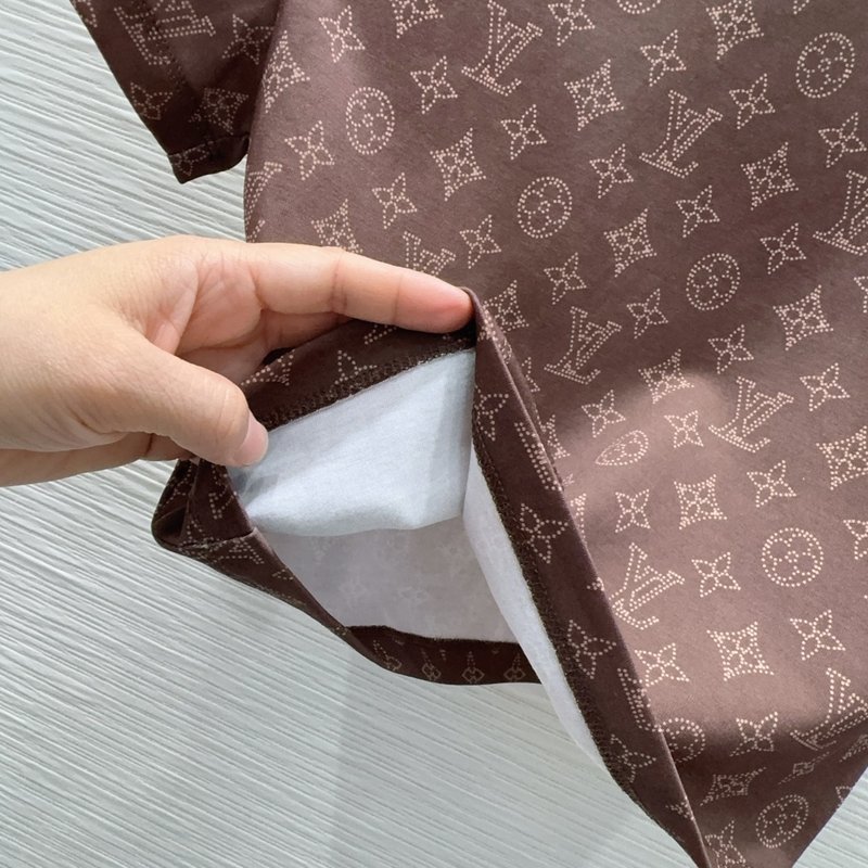 루이비통 여성 클래식 프린트 반팔 티셔츠 001-233336