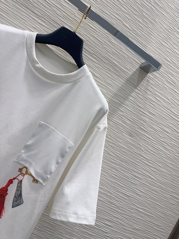 루이비통 뉴 루즈핏 반팔 티셔츠 001-233339