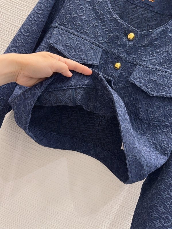 루이비통 여성 스탠다드 핏 데님 자켓 001-233340