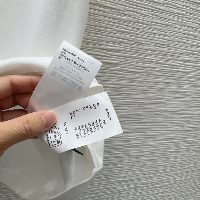 루이비통 여성 심플 반팔 티셔츠 001-233366
