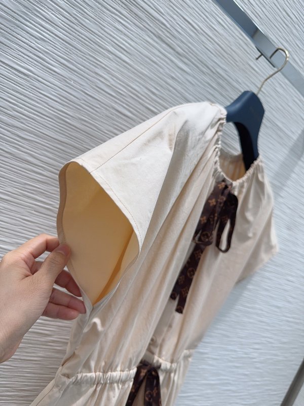 루이비통 클래식 디자인 원피스 001-233376