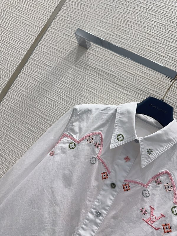 루이비통 입체 커팅 셔츠 001-233382