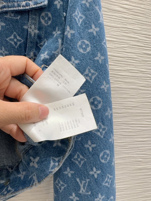 루이비통 데님 자켓 레이저 프린팅 001-233483