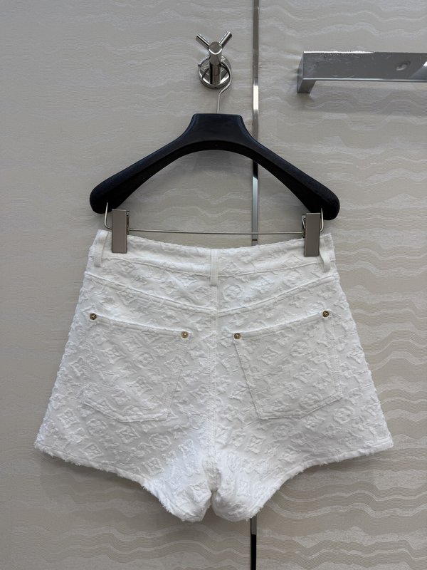 루이비통 모노그램 자수 화이트 데님 쇼츠 001-233488