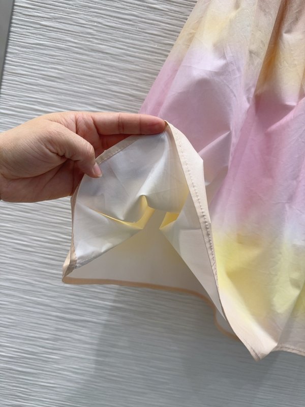 루이비통 뉴 심플 실루엣 스커트 001-233544
