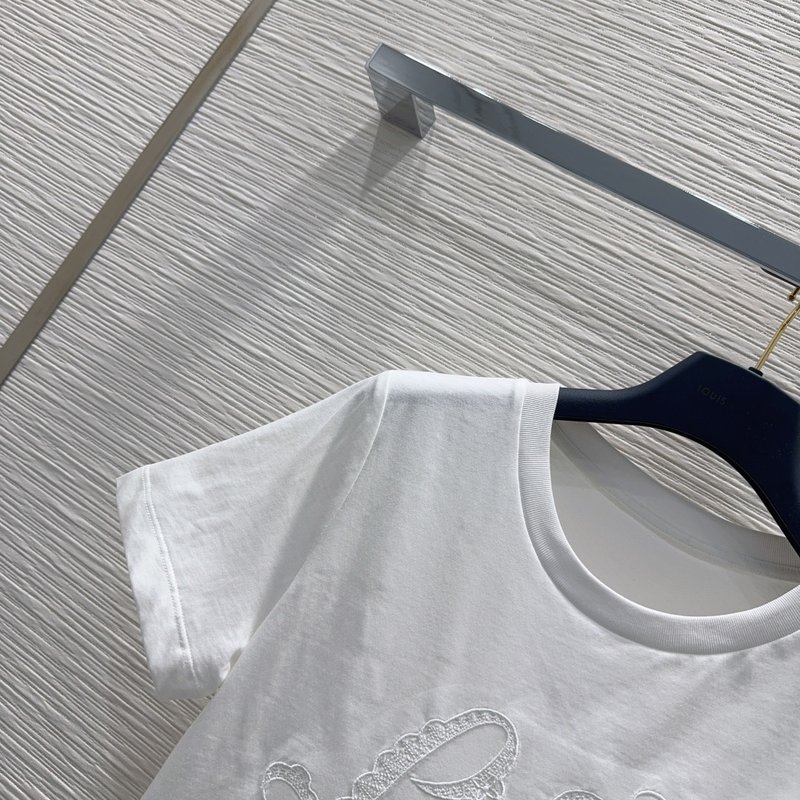 루이비통 여성 심플 숏 티셔츠 001-233550