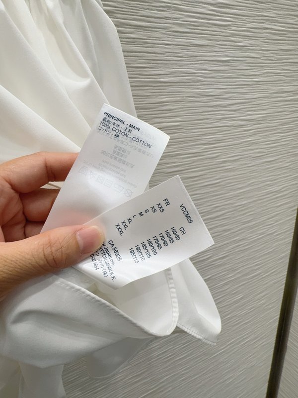 루이비통 신상 화이트 민소매 원피스 001-233571