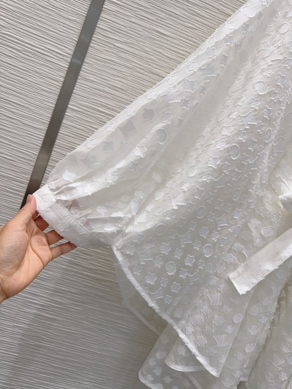 루이비통 판초형 스탠딩 컷 셔츠 001-233572