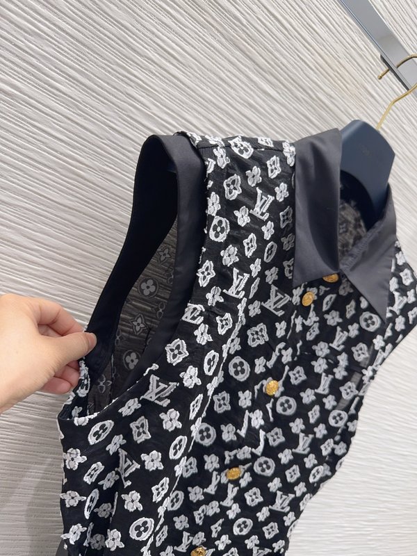 루이비통 뉴 도트 민소매 원피스 001-233594