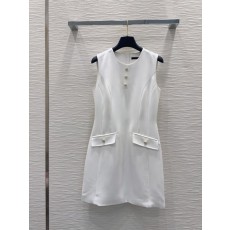 루이비통 뉴 심플 민소매 원피스 001-233620