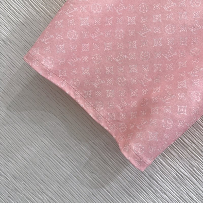 루이비통 여성 핑크 숏 티셔츠 001-233623