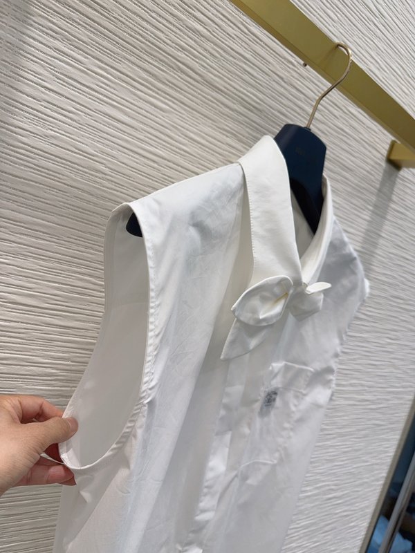 루이비통 스테레오 커팅 베스트 셔츠 001-233625