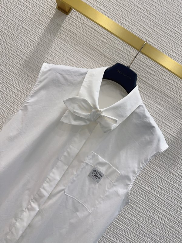 루이비통 스테레오 커팅 베스트 셔츠 001-233625