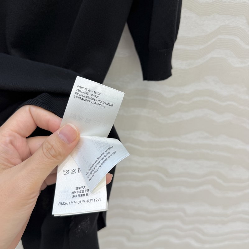 루이비통 모노그램 꽃 넥타이 니트 반팔 티셔츠 001-233645