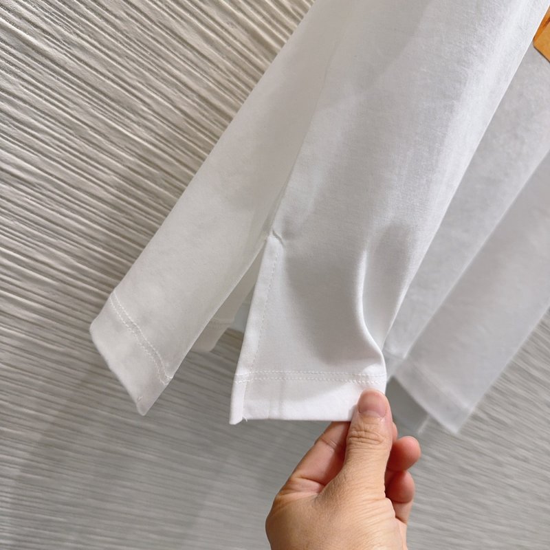 루이비통 신상 프린팅 반팔 티셔츠 001-233658