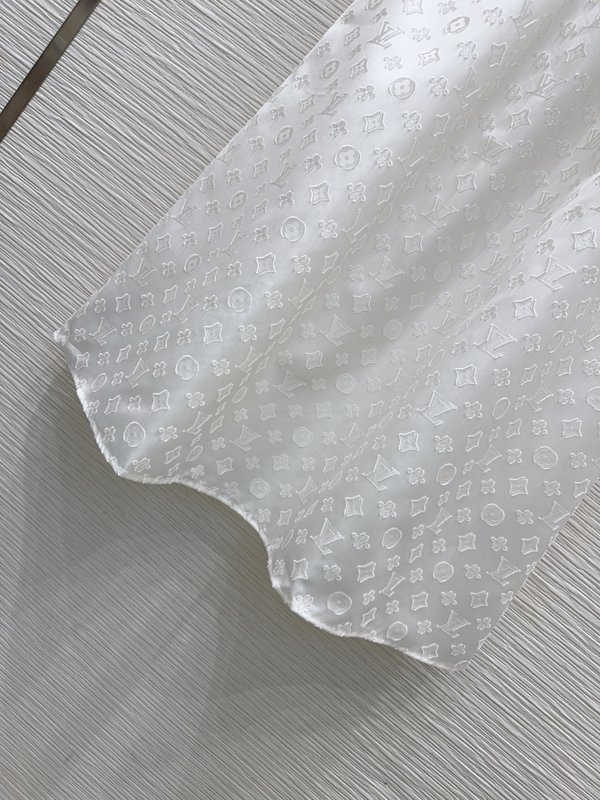 루이비통 자카드 컷팅 원피스 001-233659
