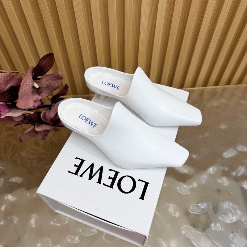 로에베 뉴발 뮬 힐 슬리퍼 001-233696