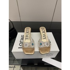 로에베 여름 한정판 필름 단추 슬리퍼 001-233718