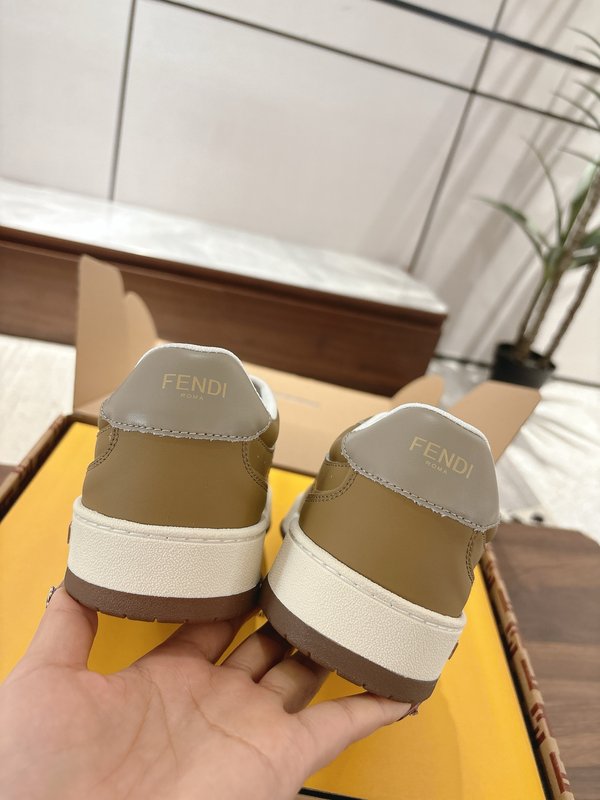 펜디 커플 레트로 캐주얼 스니커즈 001-233787