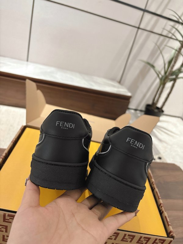 펜디 커플 레트로 캐주얼 운동화 001-233811