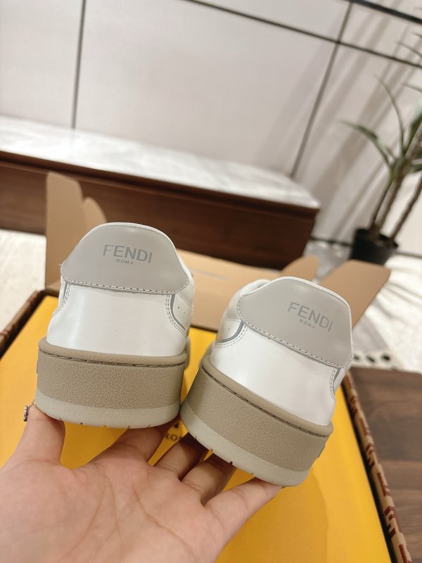 펜디 커플 레트로 캐주얼 운동화 001-233812