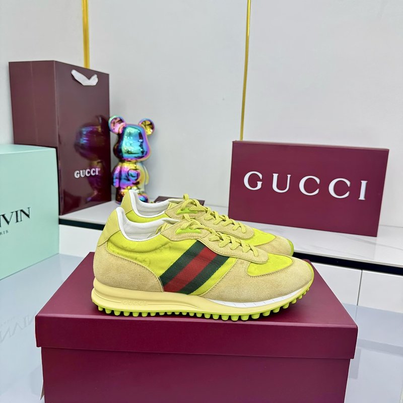 구찌 여성용 GG 프린트 로퍼 슈즈 001-233834