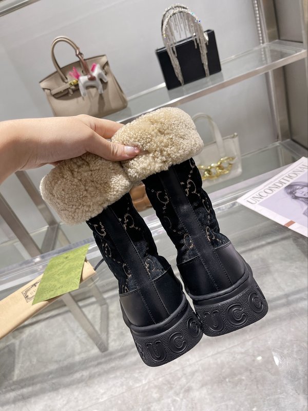 구찌 울 쉐어링 부츠 001-233895