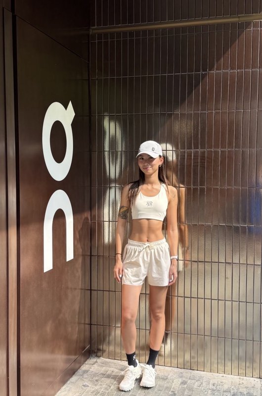로에베 콜라보 한정판 가짜 투피스 요가 반바지 001-234024